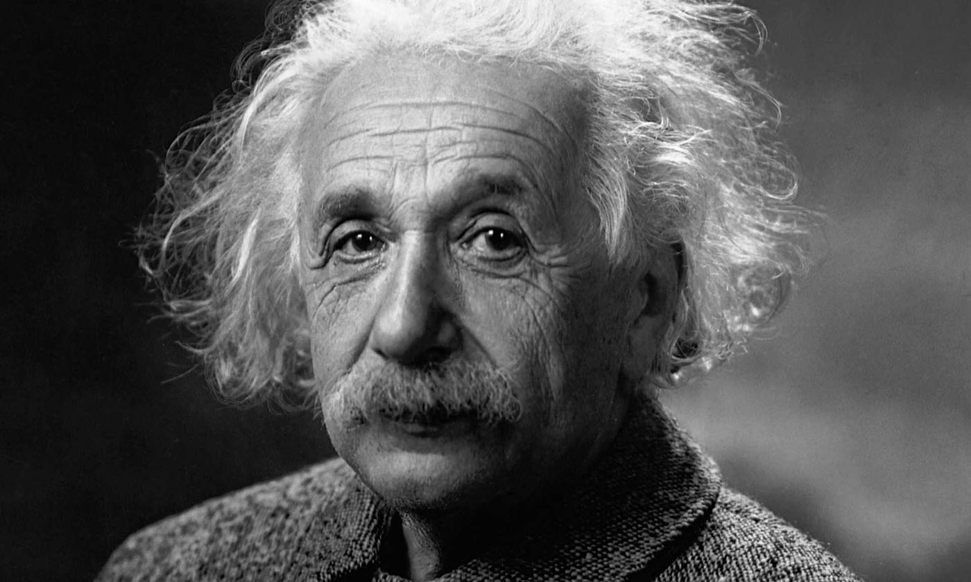 Альберт Эйнштейн (14 марта 1879, Ульм, Королевство Вюртемберг, Германская империя — 18 апреля 1955, Принстон, штат Нью-Джерси, США) — американский, немецкий и швейцарский физик-теоретик, один из основателей современной теоретической физики, философ науки и общественный деятель-гуманист, лауреат Нобелевской премии по физике 1921 года.